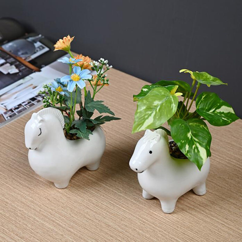 White Porcelain Creative Horse - Bonsai Garden Art ulasan dan harga